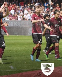  佛罗伦萨补时阶段连入两球逆转萨勒尼塔纳