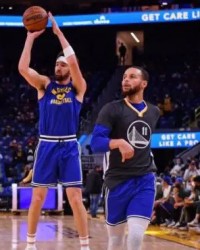  特雷杨助攻创新高纪录，老鹰团队篮球显威力