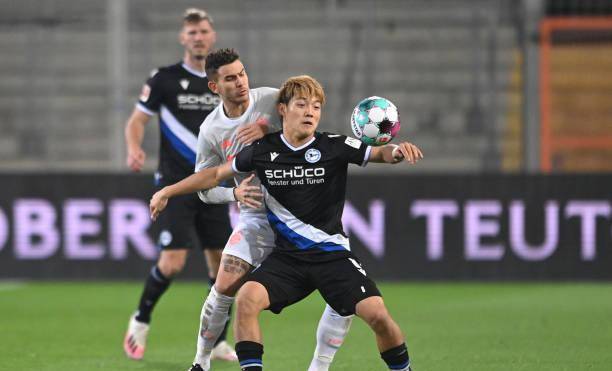  比勒菲尔德保级关键战全力死守主场艰难战平美因茨